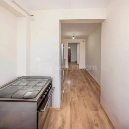 1 Սենյականոց Բնակարան, 46քմ, 3/9 հարկ, Կապիտալ Վերանորոգված