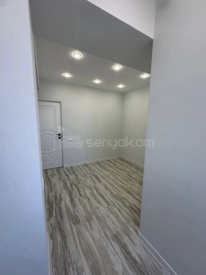 3 Սենյականոց Բնակարան, 70քմ, 9/10 հարկ, Կապիտալ Վերանորոգված