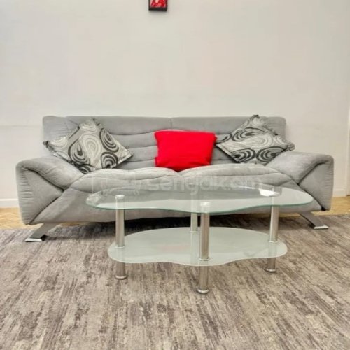 2 Սենյականոց Բնակարան Քարե Շենքում, 50քմ, 3/7 հարկ, Կապիտալ Վերանորոգված, Կահավորված, Արևկող