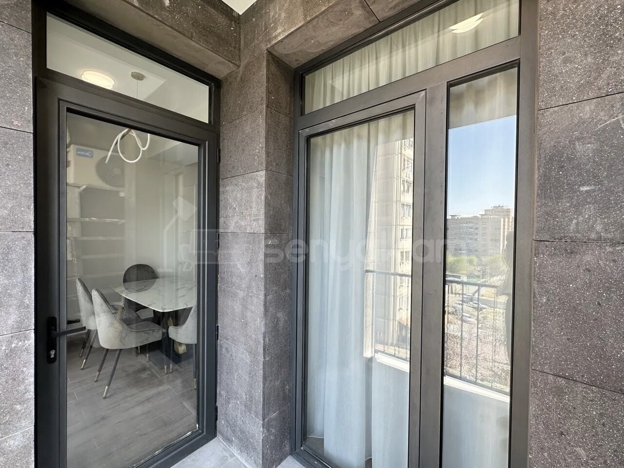 2 Սենյականոց Բնակարան Նորակառույցում, 52քմ, 5/16 հարկ, Կապիտալ Վերանորոգված