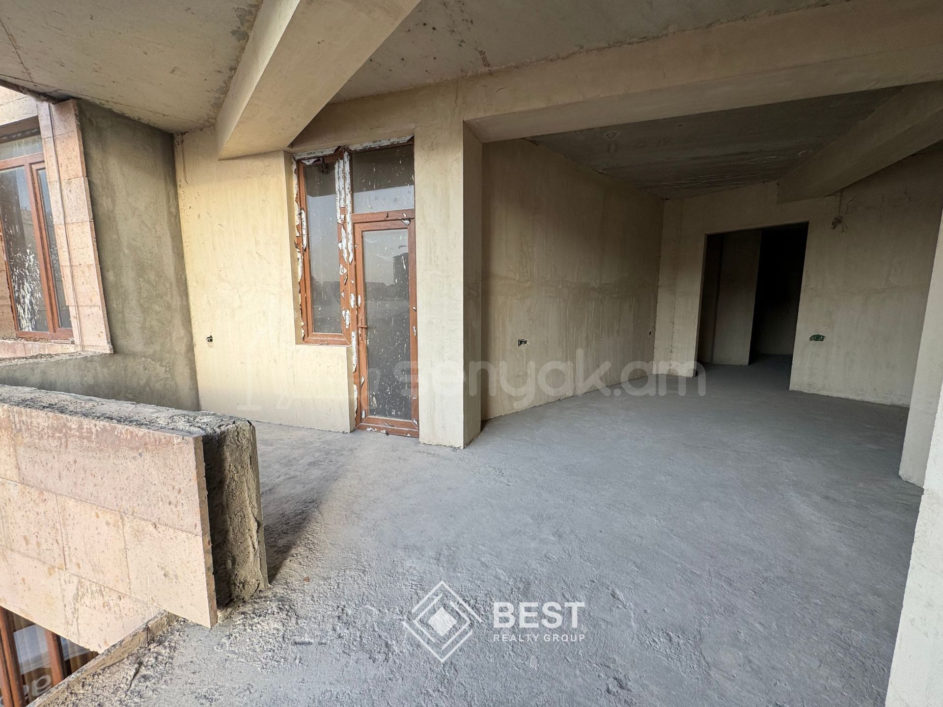 3 Սենյականոց Բնակարան Նորակառույցում, 103քմ, 4/12 հարկ, Զրոյական Վիճակում