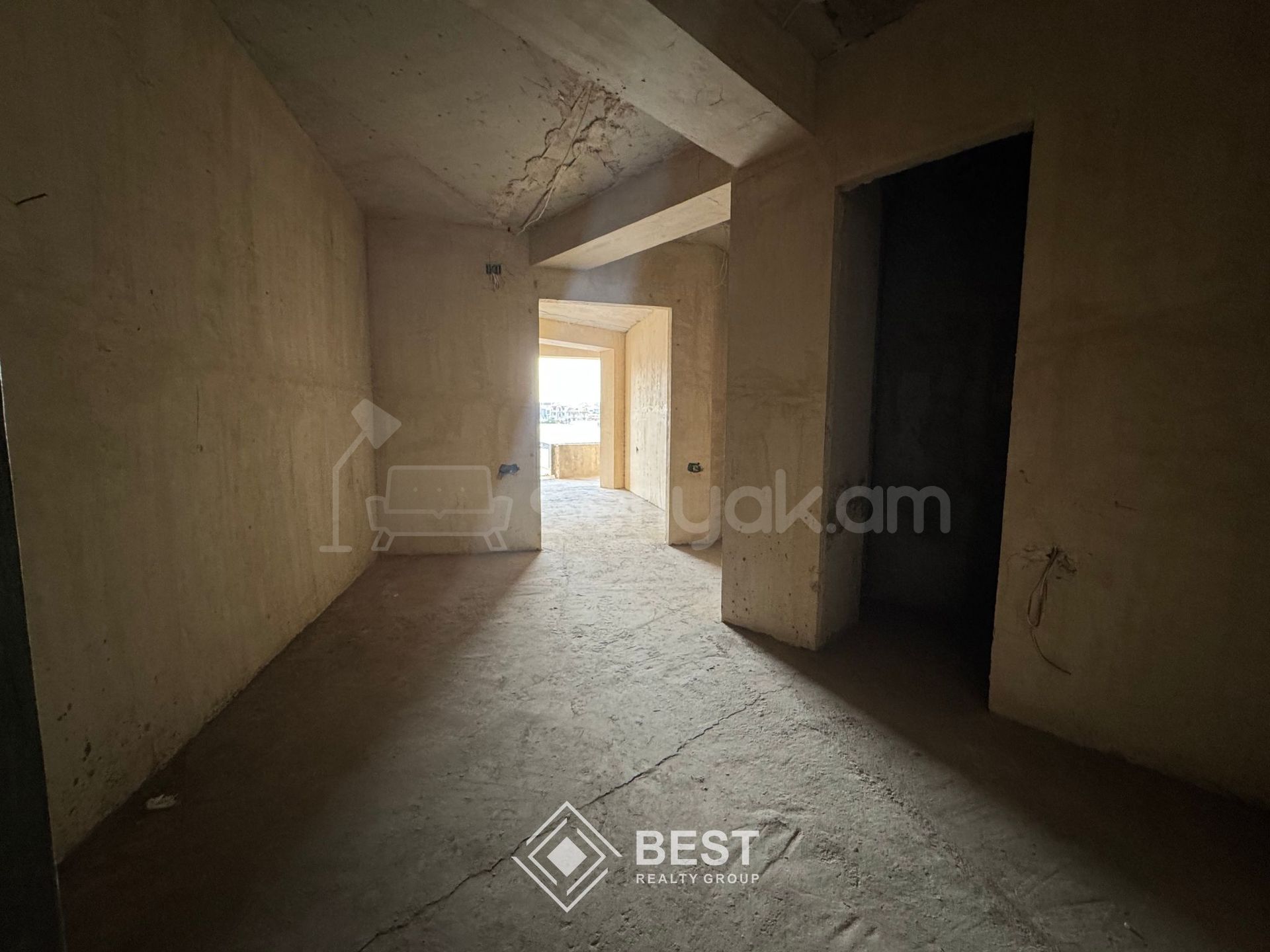 3 Սենյականոց Բնակարան Նորակառույցում, 103քմ, 4/12 հարկ, Զրոյական Վիճակում