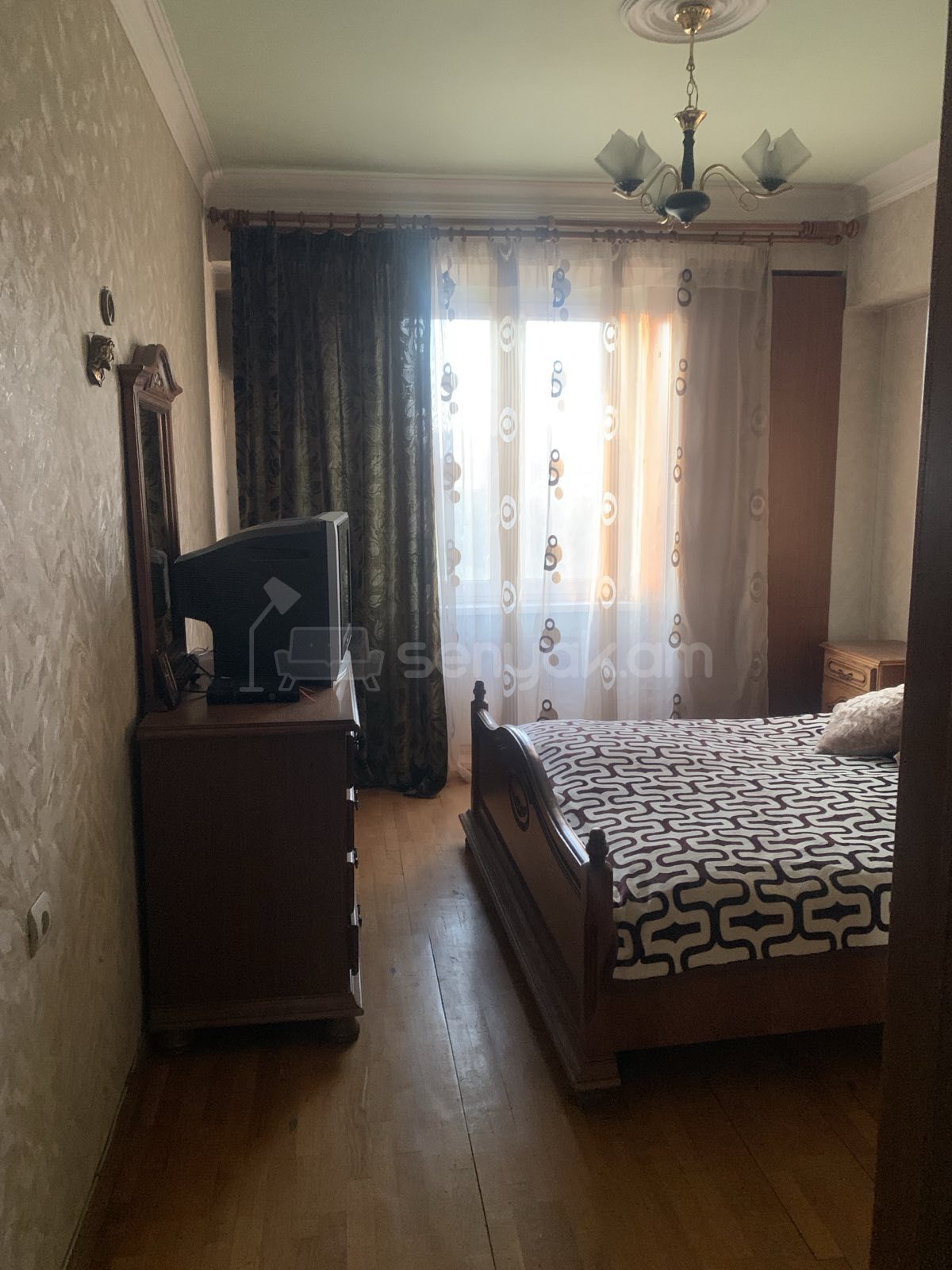 3 Սենյականոց Բնակարան, 67քմ, 9/10 հարկ, Նորմալ Վիճակում, Կահավորված, Արևկող