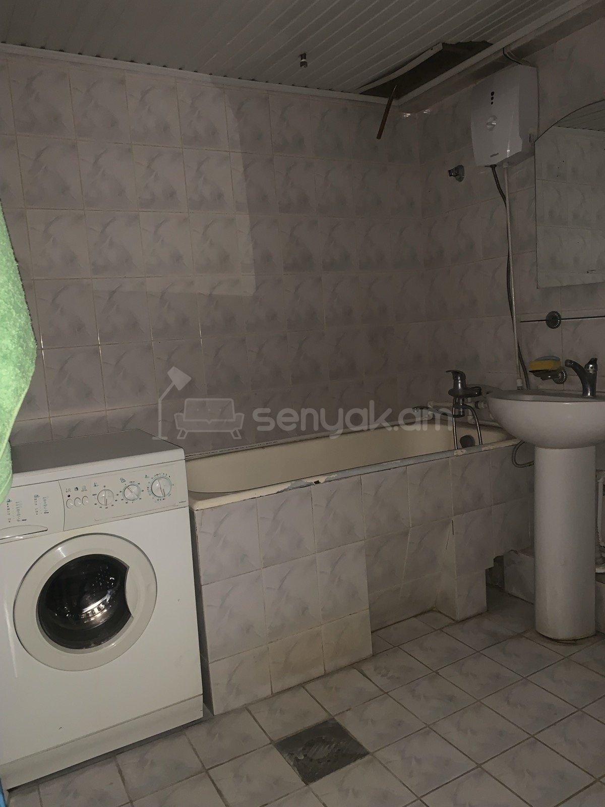 3 Սենյականոց Բնակարան, 67քմ, 9/10 հարկ, Նորմալ Վիճակում, Կահավորված, Արևկող