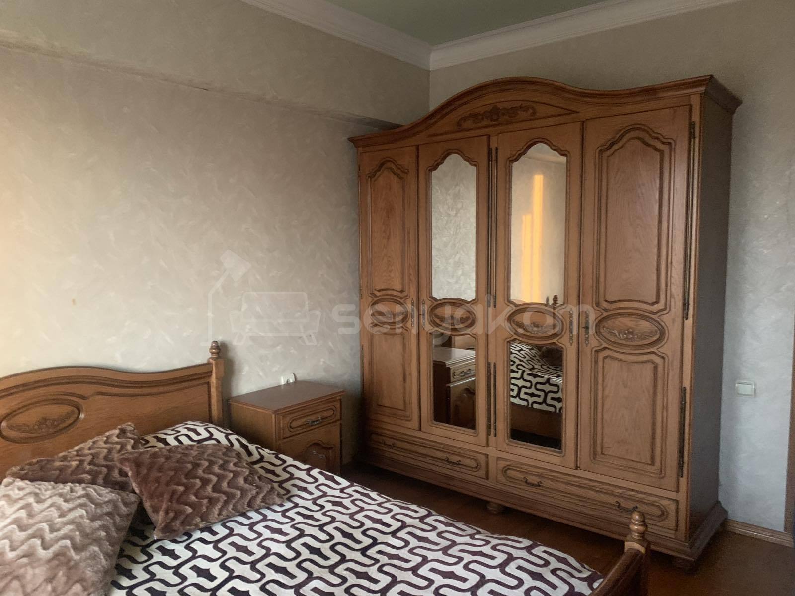 3 Սենյականոց Բնակարան, 67քմ, 9/10 հարկ, Նորմալ Վիճակում, Կահավորված, Արևկող