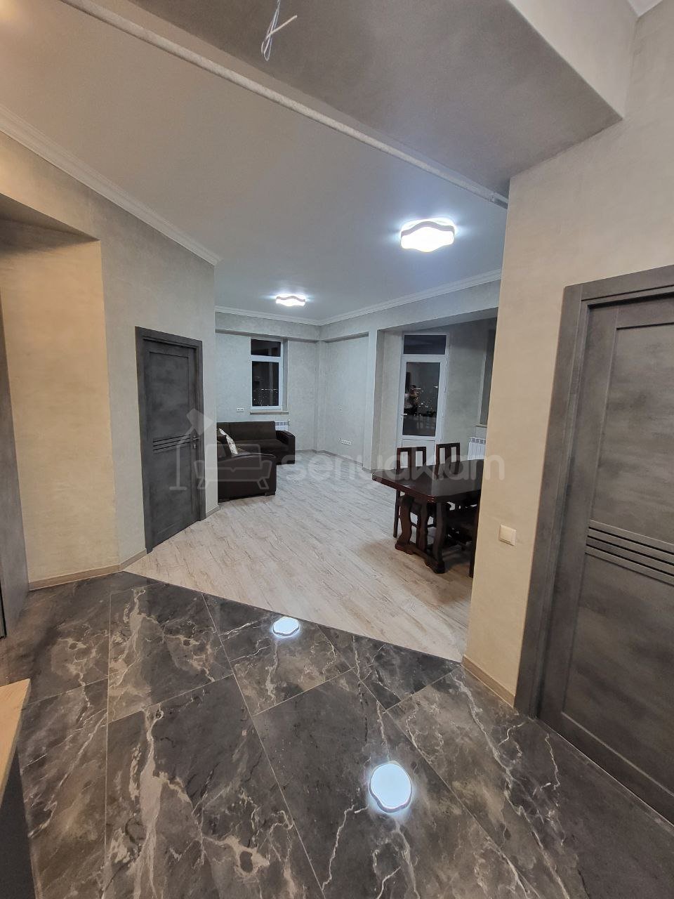 3 Սենյականոց Բնակարան Նորակառույցում, 80քմ, 8/10 հարկ, Կապիտալ Վերանորոգված, Կահավորված