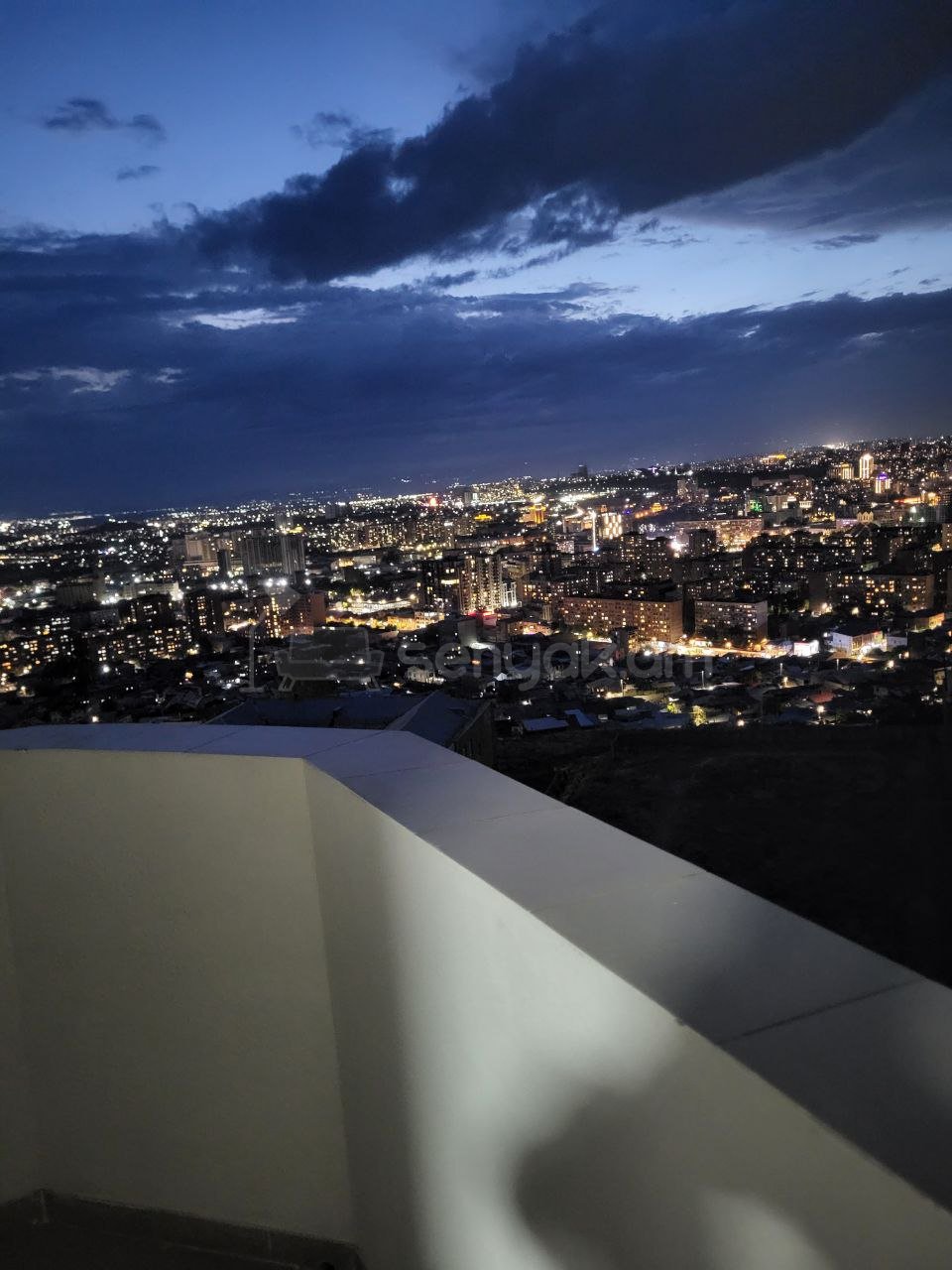 3 Սենյականոց Բնակարան Նորակառույցում, 80քմ, 8/10 հարկ, Կապիտալ Վերանորոգված, Կահավորված