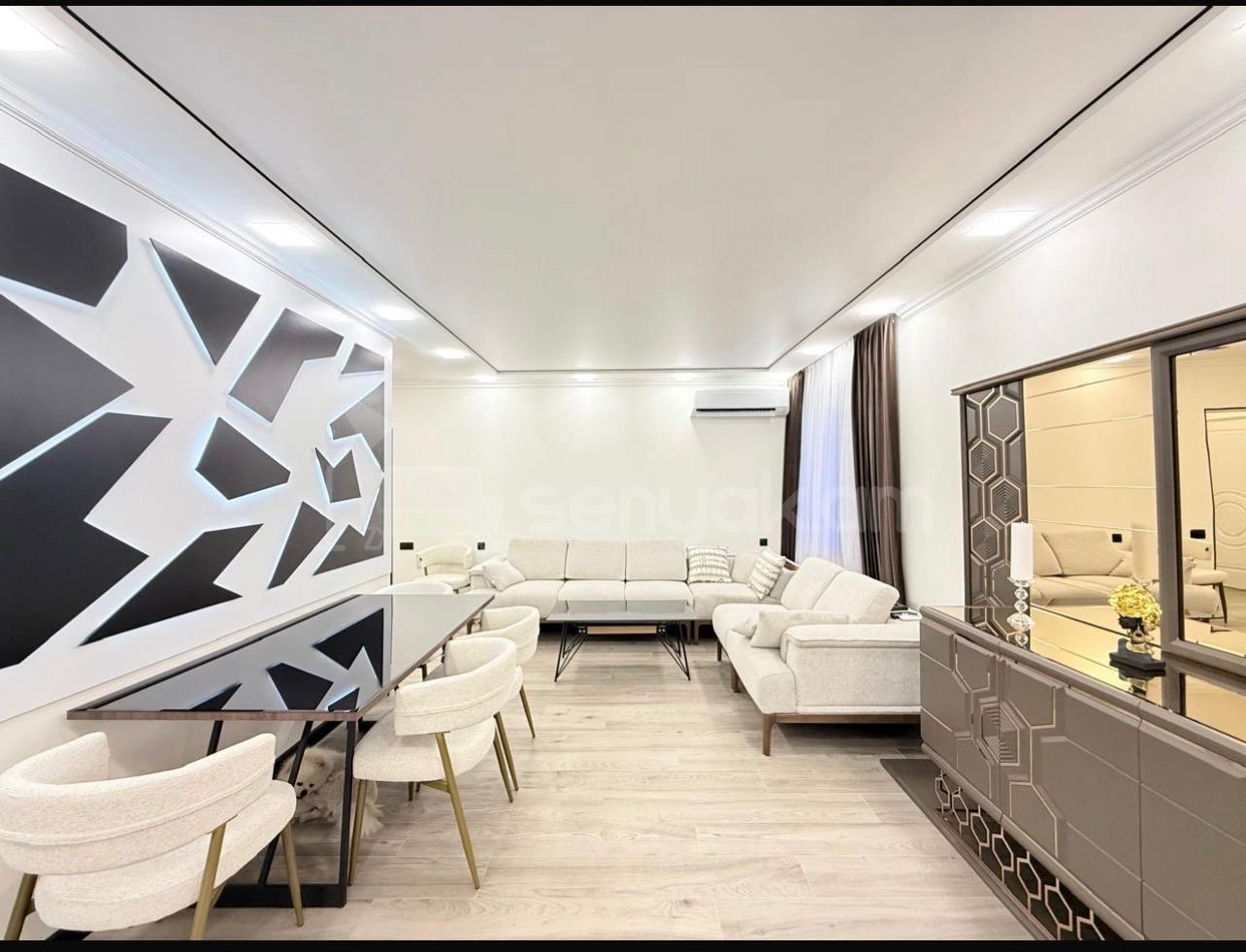 3 Սենյականոց Բնակարան, 84քմ, 1/9 հարկ, Դիզայներական Վերանորոգված