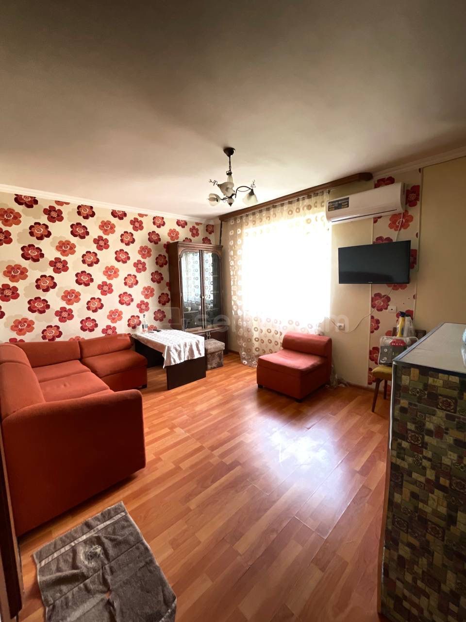 3 Սենյականոց Բնակարան Քարե Շենքում, 40քմ, 3/5 հարկ, Կոսմետիկ Վերանորոգված, Կահավորված, Արևկող