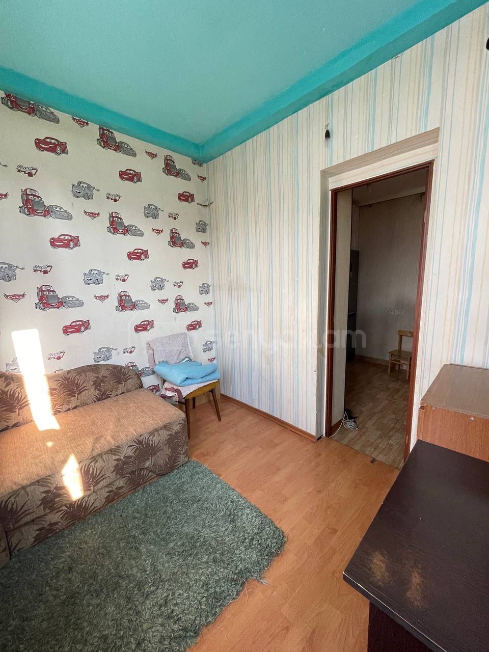 3 Սենյականոց Բնակարան Քարե Շենքում, 40քմ, 3/5 հարկ, Կոսմետիկ Վերանորոգված, Կահավորված, Արևկող