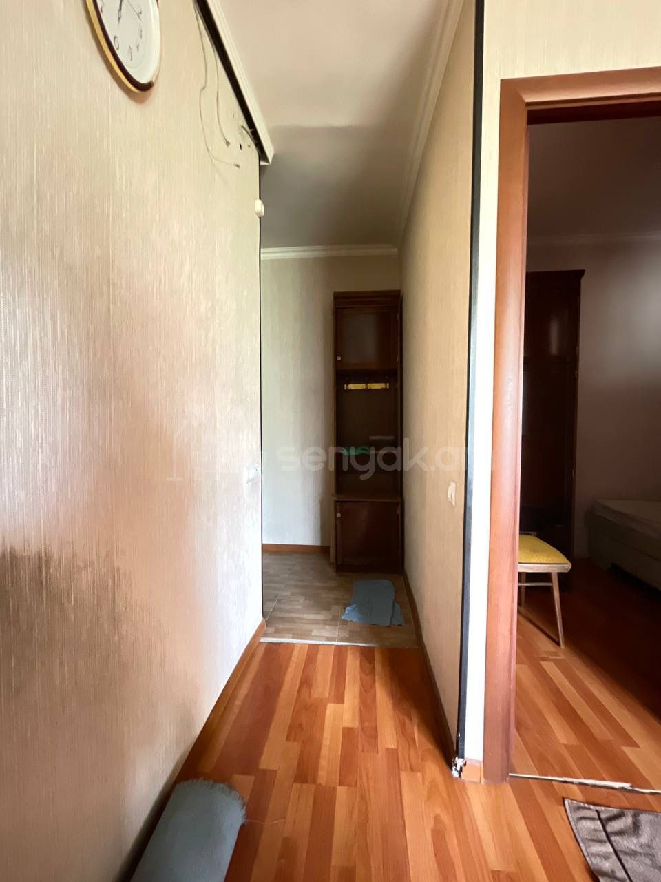 3 Սենյականոց Բնակարան Քարե Շենքում, 40քմ, 3/5 հարկ, Կոսմետիկ Վերանորոգված, Կահավորված, Արևկող