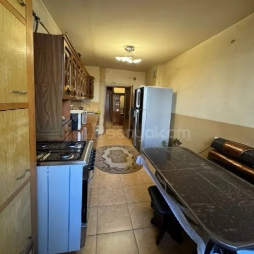 3 Սենյականոց Բնակարան, 68քմ, 2/9 հարկ, Կոսմետիկ Վերանորոգված