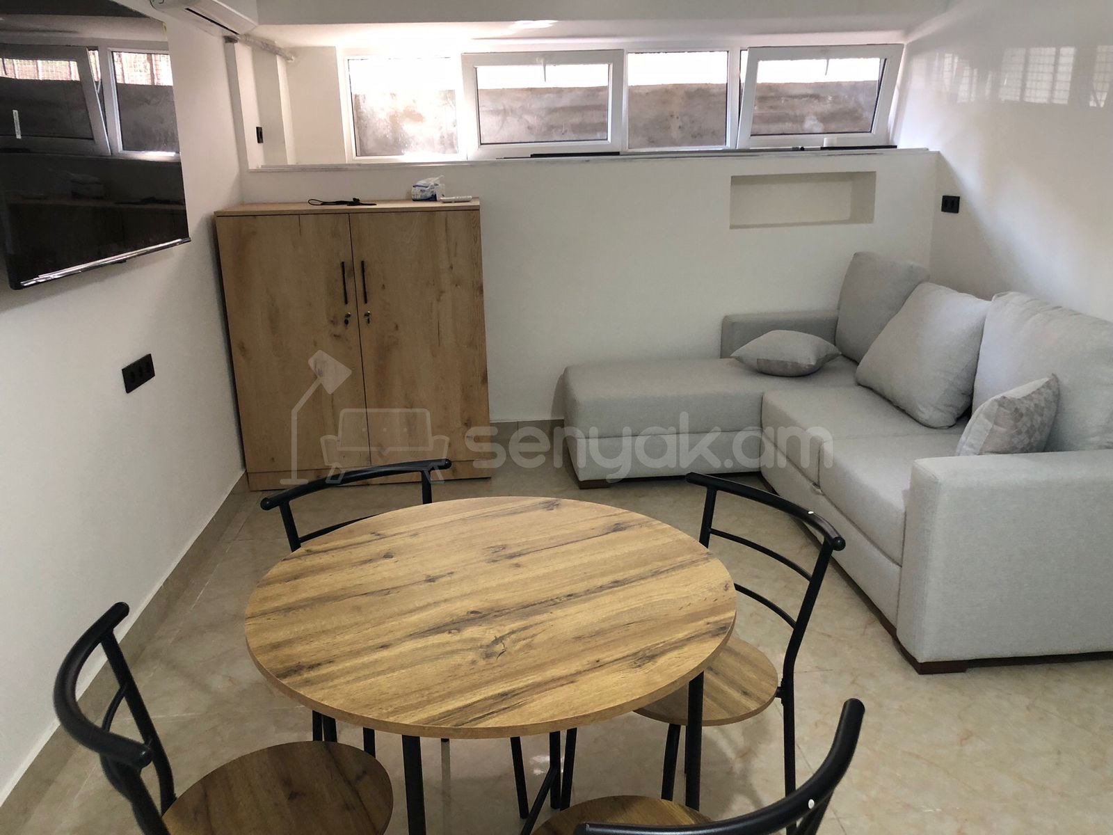 1 Սենյականոց Բնակարան, 32քմ, 1/5 հարկ, Դիզայներական Վերանորոգված