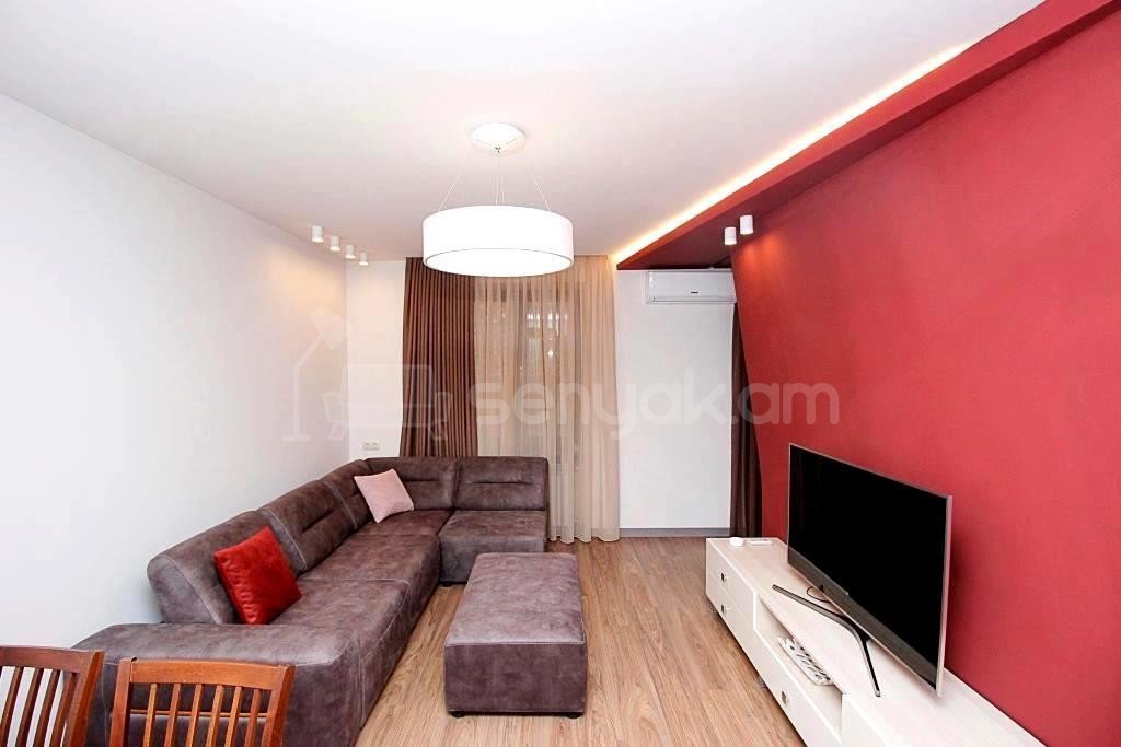 2 Սենյականոց Բնակարան Քարե Շենքում, 55քմ, 4/5 հարկ, Կապիտալ Վերանորոգված