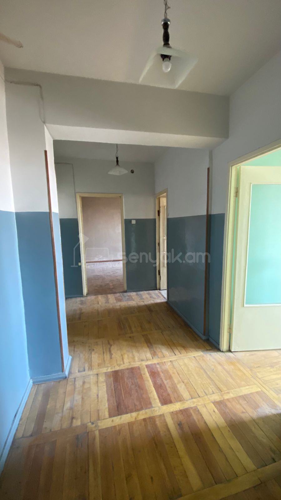 4 Սենյականոց Բնակարան, 92քմ, 8/9 հարկ, Պետական Վիճակում