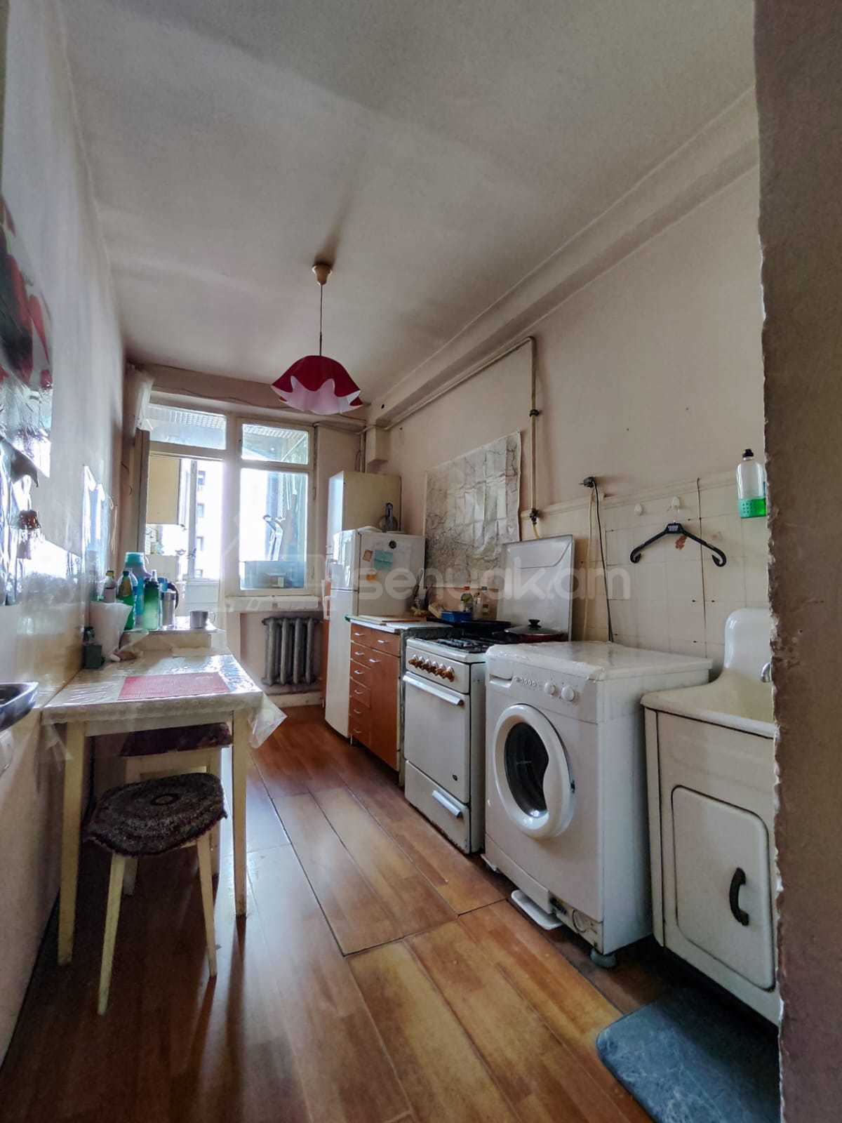 2 Սենյականոց Բնակարան, 65քմ, 6/9 հարկ, Պետական Վիճակում, Կահավորված