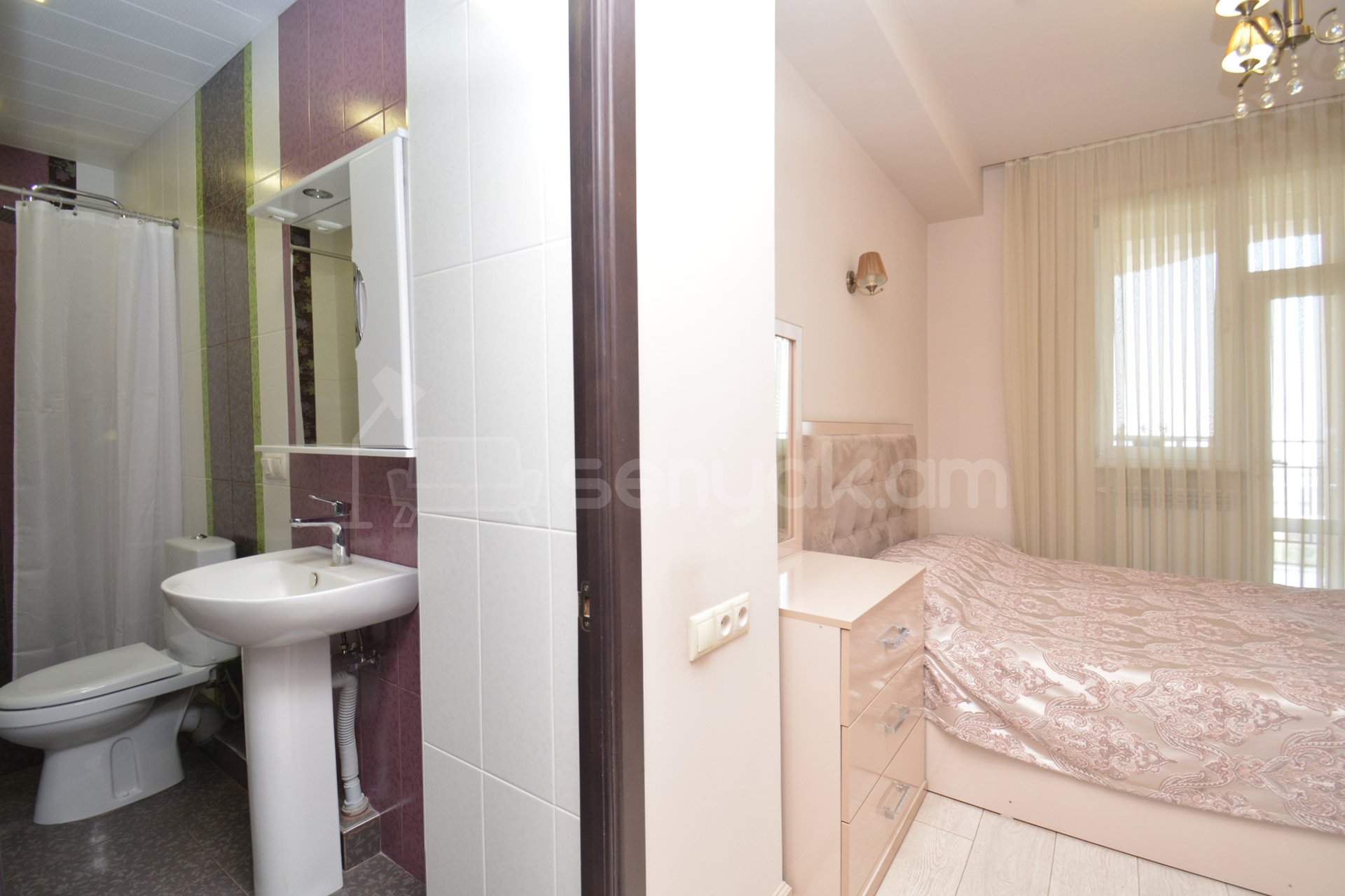 4 Սենյականոց Բնակարան Նորակառույցում, 126քմ, 7/8 հարկ, Կապիտալ Վերանորոգված