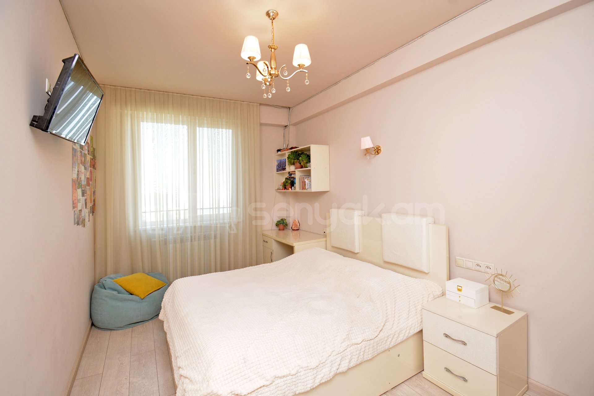 4 Սենյականոց Բնակարան Նորակառույցում, 126քմ, 7/8 հարկ, Կապիտալ Վերանորոգված