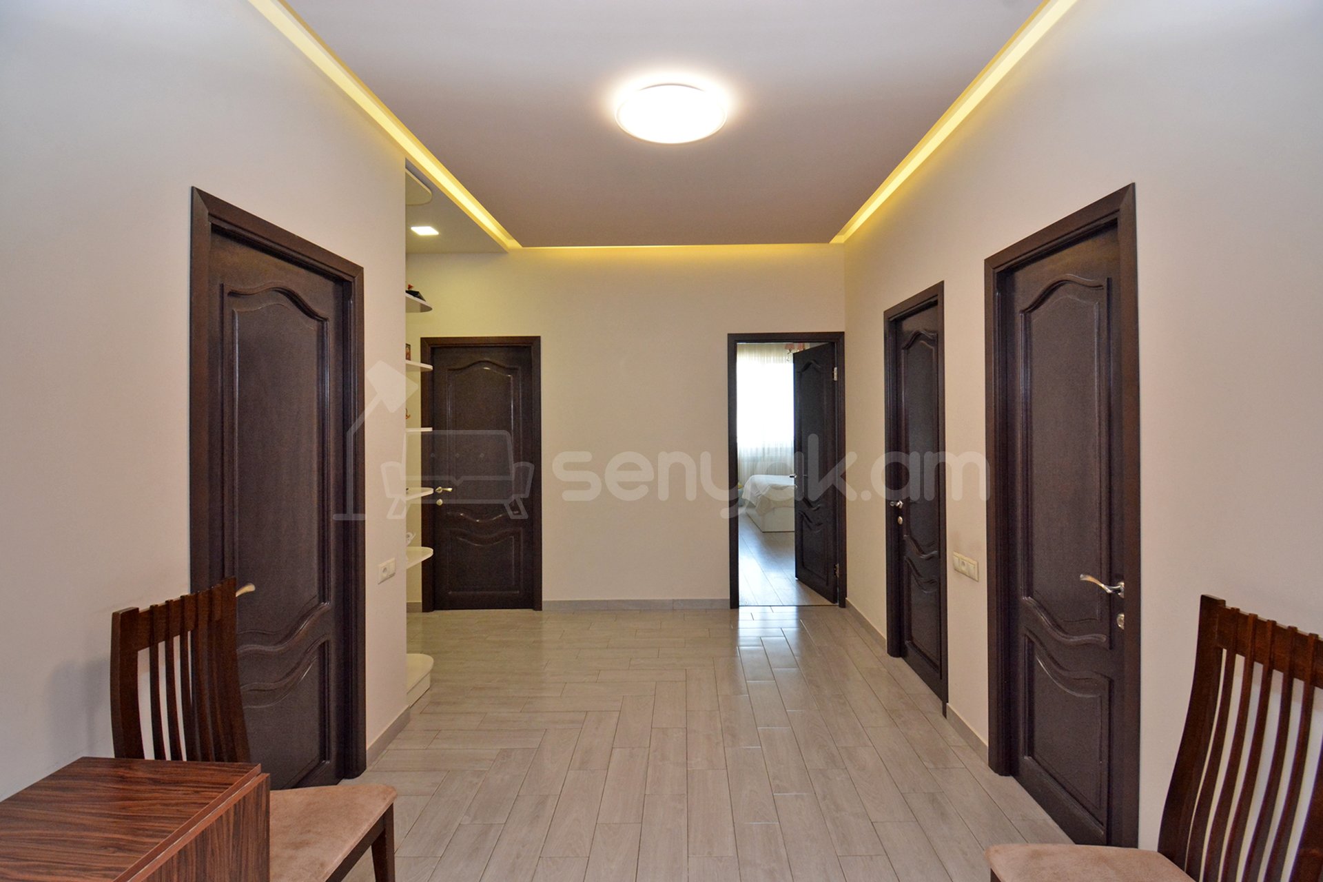 4 Սենյականոց Բնակարան Նորակառույցում, 126քմ, 7/8 հարկ, Կապիտալ Վերանորոգված