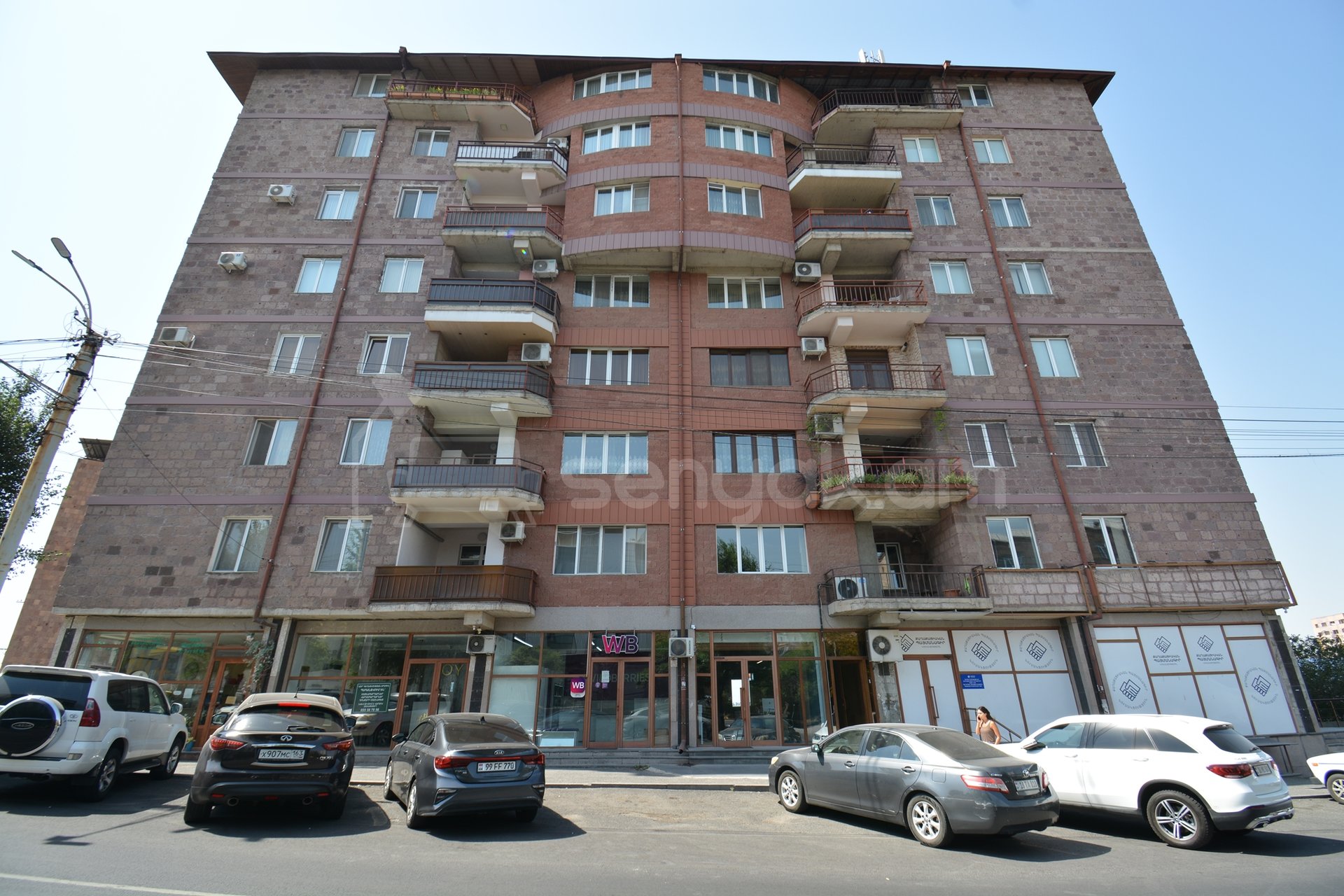 4 Սենյականոց Բնակարան Նորակառույցում, 126քմ, 7/8 հարկ, Կապիտալ Վերանորոգված