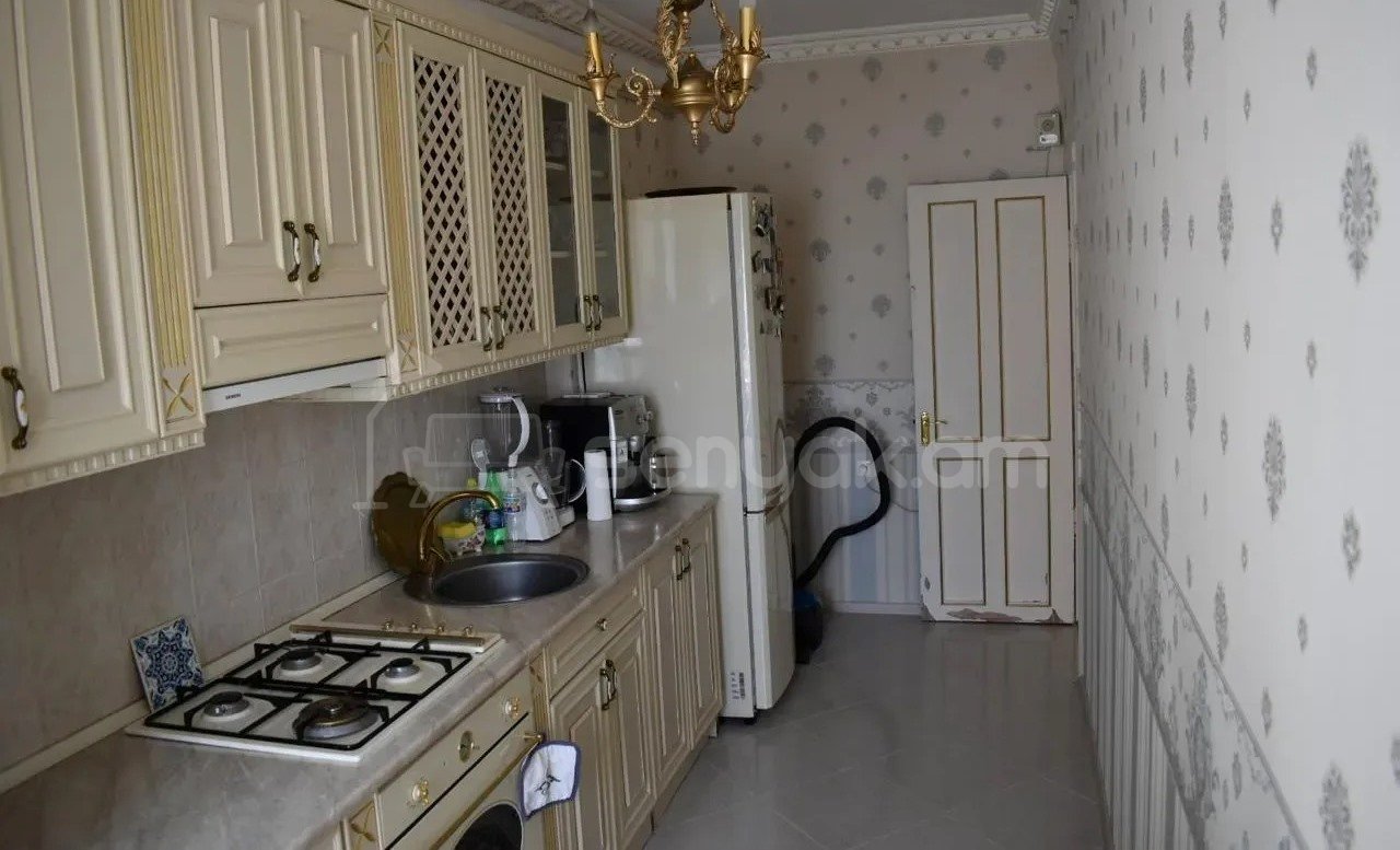 3 Սենյականոց Բնակարան, 74քմ, 6/9 հարկ, Կապիտալ Վերանորոգված