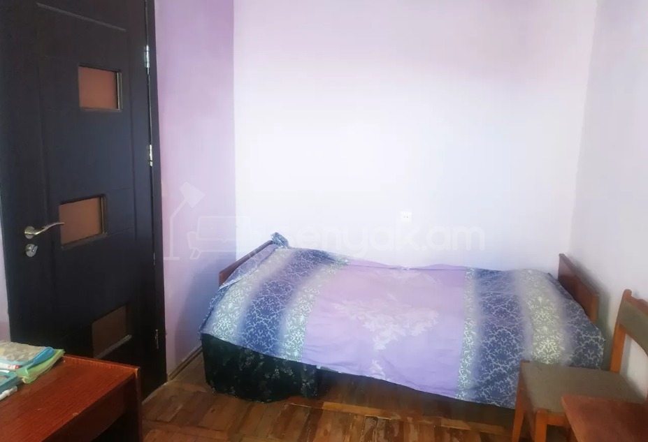 4 Սենյականոց Բնակարան, 110քմ, 11/16 հարկ, Պետական Վիճակում