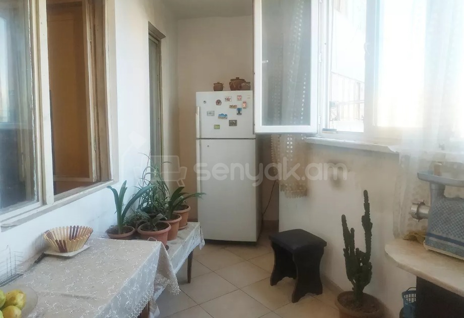 4 Սենյականոց Բնակարան, 110քմ, 11/16 հարկ, Պետական Վիճակում