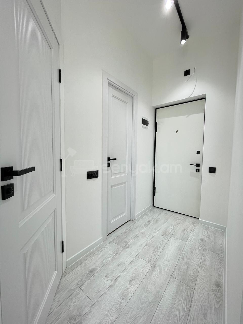 2 Սենյականոց Բնակարան Նորակառույցում, 35քմ, 5/21 հարկ, Դիզայներական Վերանորոգված