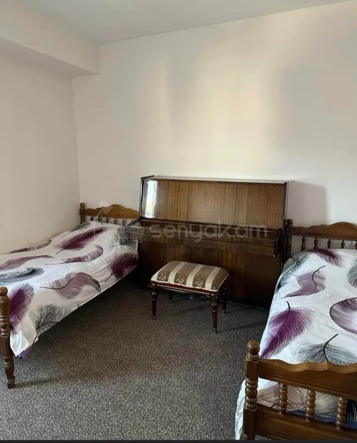 4 Սենյականոց Բնակարան Քարե Շենքում, 100քմ, 7/9 հարկ, Կապիտալ Վերանորոգված, Կահավորված