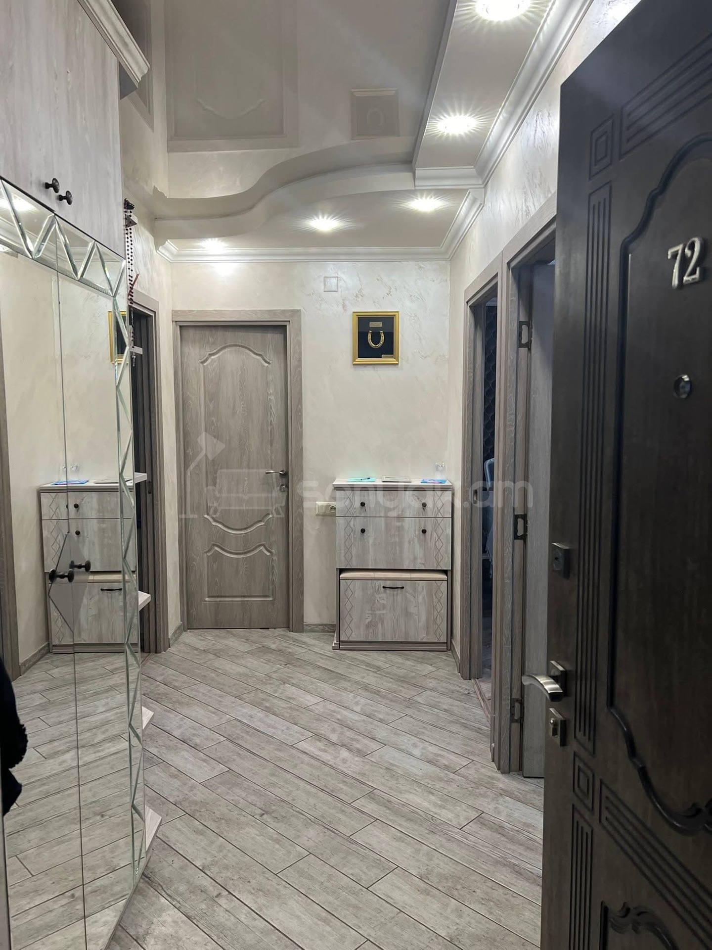 3 Սենյականոց Բնակարան, 70քմ, 7/9 հարկ, Դիզայներական Վերանորոգված, Կահավորված