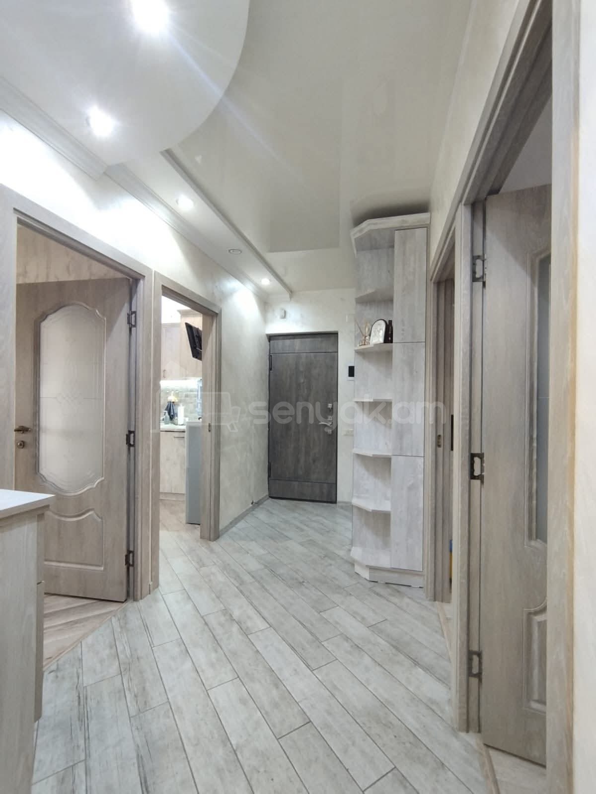 3 Սենյականոց Բնակարան, 70քմ, 7/9 հարկ, Դիզայներական Վերանորոգված, Կահավորված