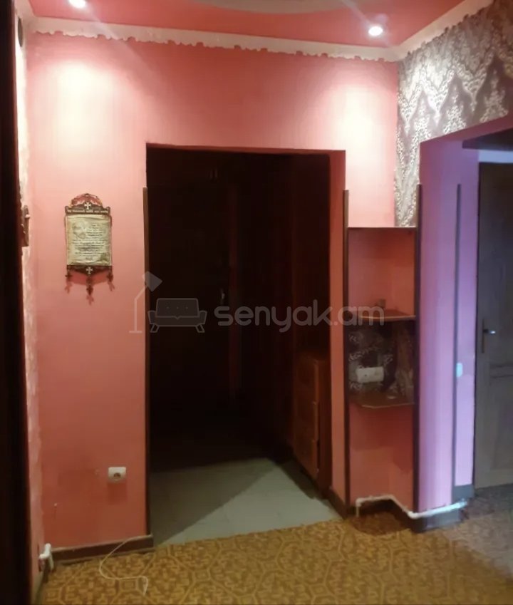 2 Սենյականոց Բնակարան Քարե Շենքում, 62քմ, 3/5 հարկ, Նորմալ Վիճակում, Կահավորված