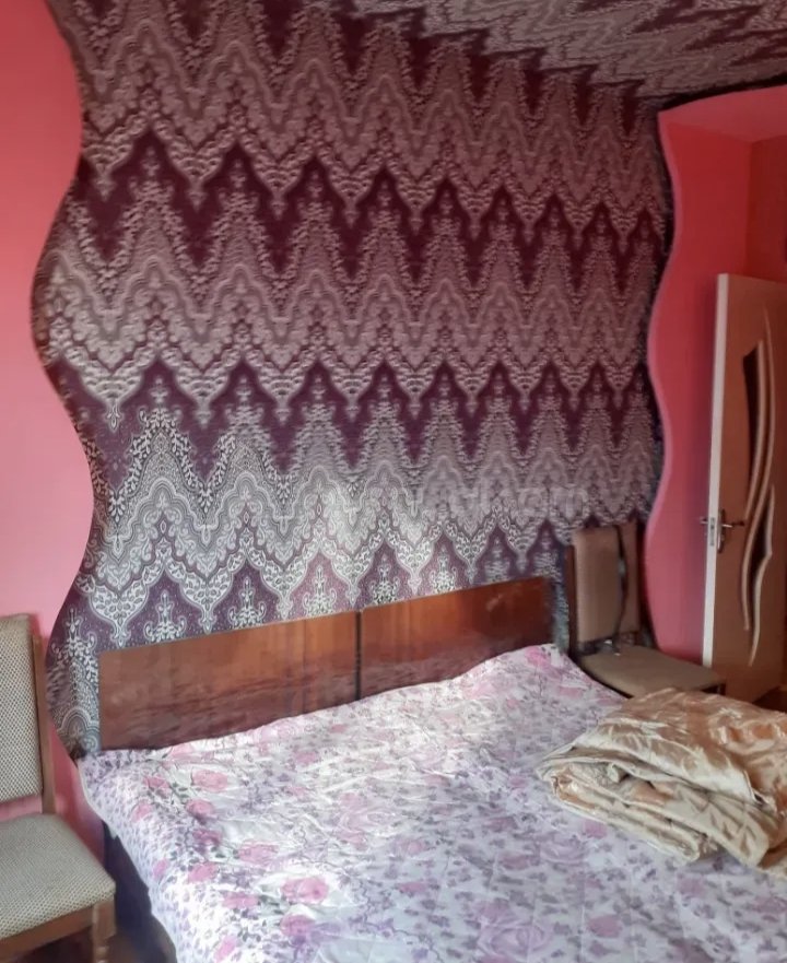 2 Սենյականոց Բնակարան Քարե Շենքում, 62քմ, 3/5 հարկ, Նորմալ Վիճակում, Կահավորված