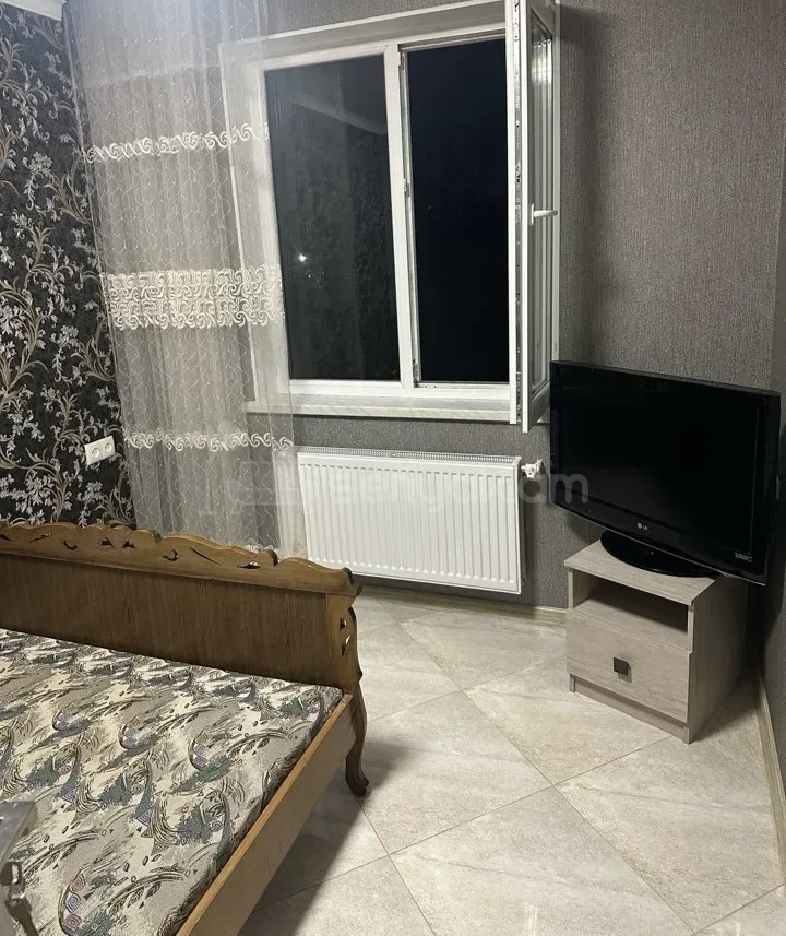 3 Սենյականոց Բնակարան Քարե Շենքում, 67քմ, 2/4 հարկ, Կապիտալ Վերանորոգված, Կահավորված