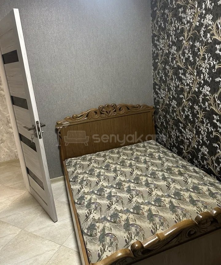 3 Սենյականոց Բնակարան Քարե Շենքում, 67քմ, 2/4 հարկ, Կապիտալ Վերանորոգված, Կահավորված