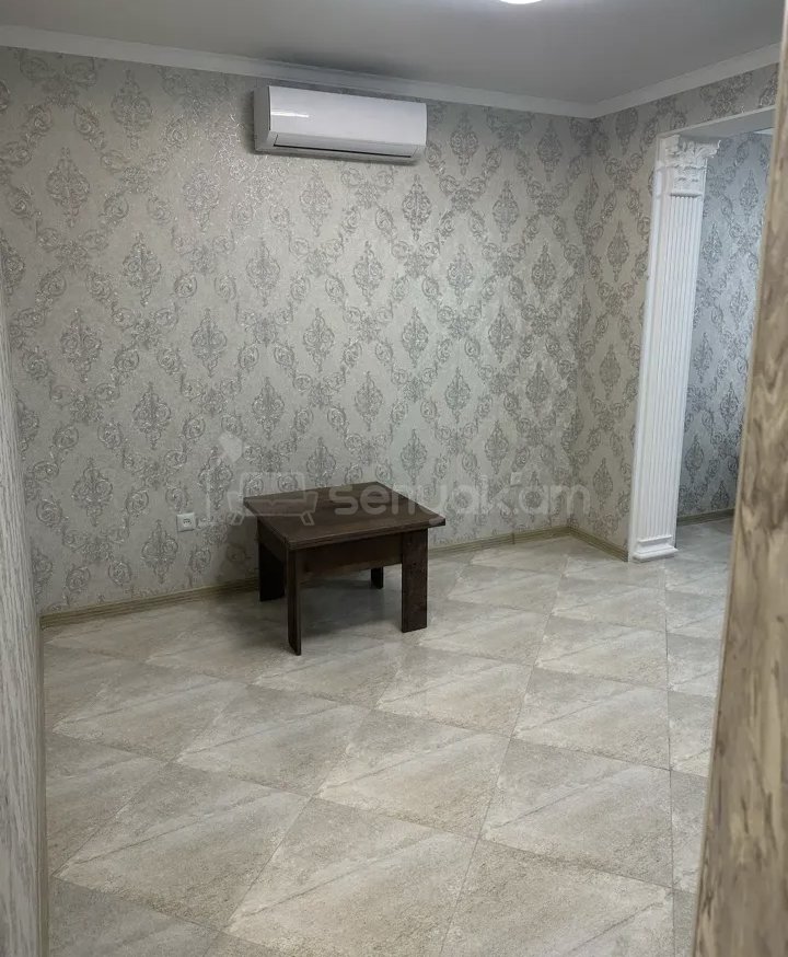 3 Սենյականոց Բնակարան Քարե Շենքում, 67քմ, 2/4 հարկ, Կապիտալ Վերանորոգված, Կահավորված