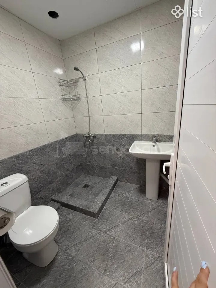 2 Սենյականոց Բնակարան Քարե Շենքում, 52քմ, 2/5 հարկ, Կապիտալ Վերանորոգված, Կահավորված