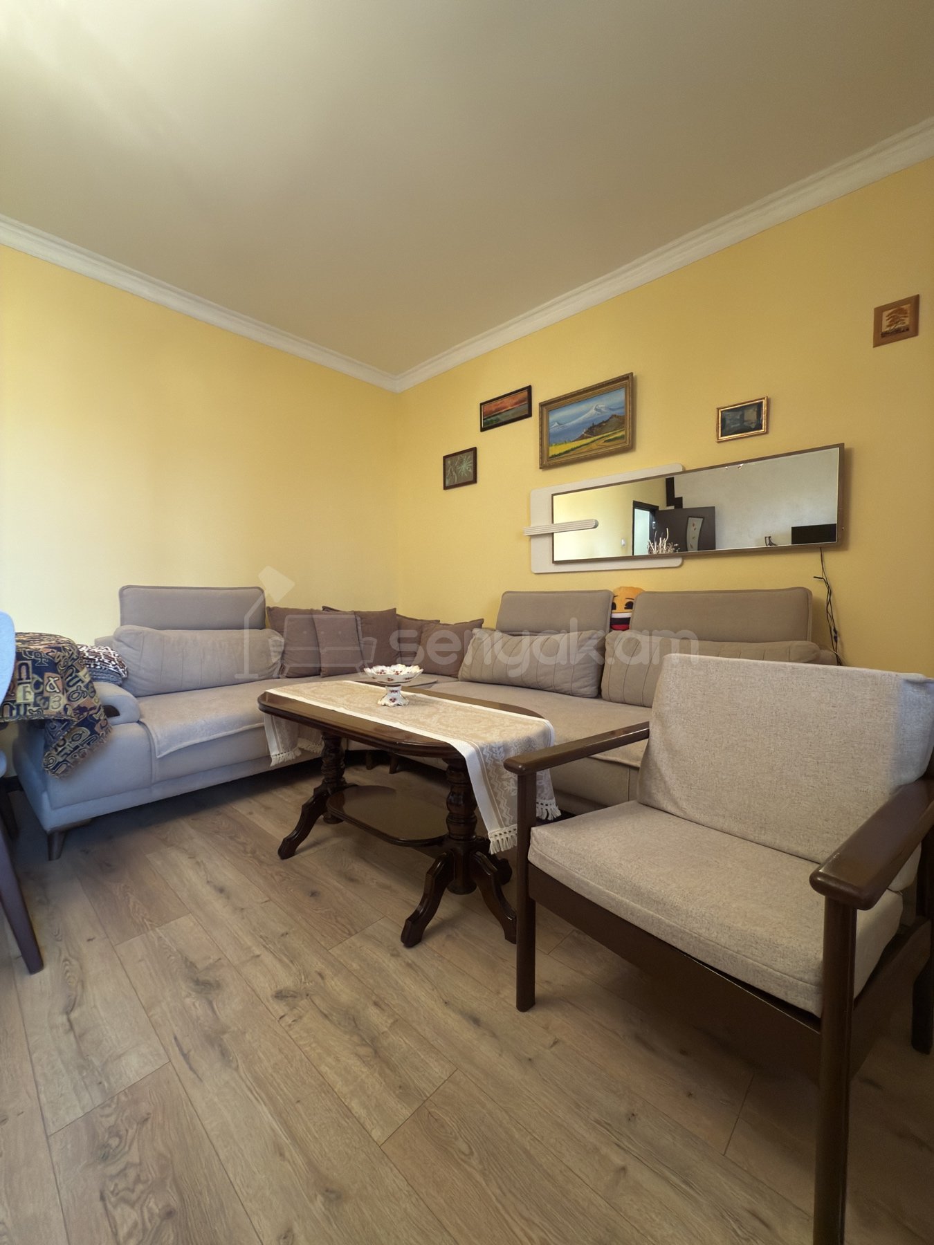 3 Սենյականոց Բնակարան, 97քմ, 7/9 հարկ, Նորմալ Վիճակում