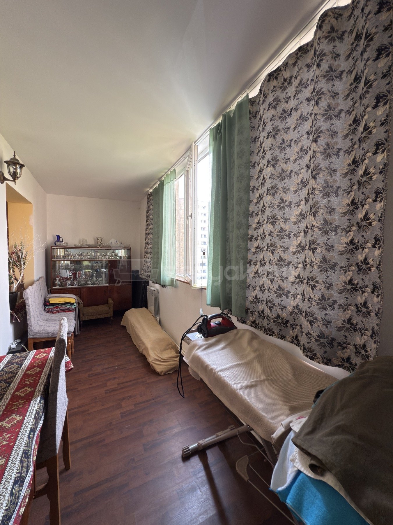 3 Սենյականոց Բնակարան, 97քմ, 7/9 հարկ, Նորմալ Վիճակում