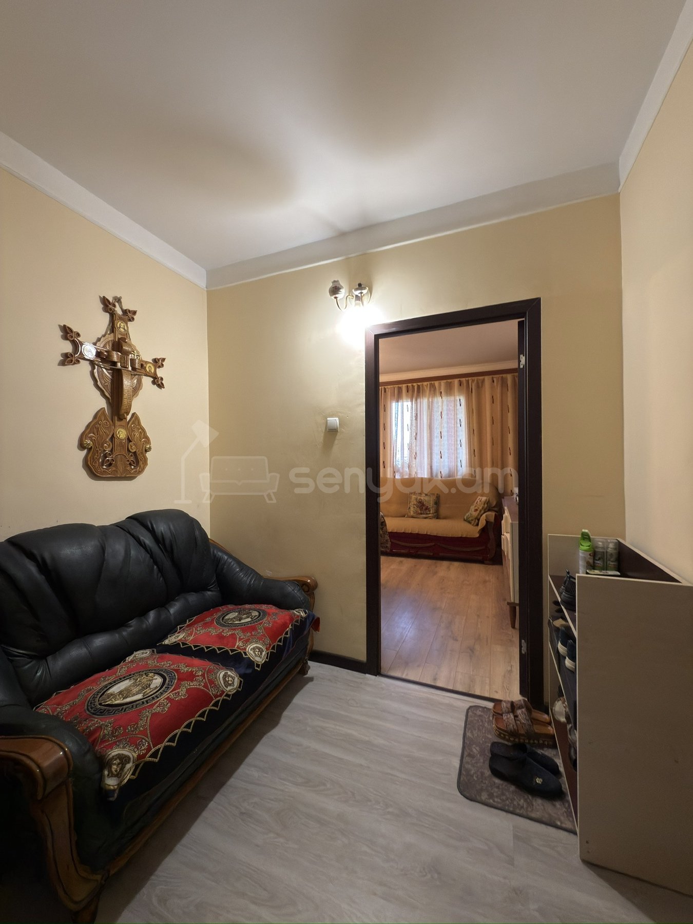 3 Սենյականոց Բնակարան, 97քմ, 7/9 հարկ, Նորմալ Վիճակում