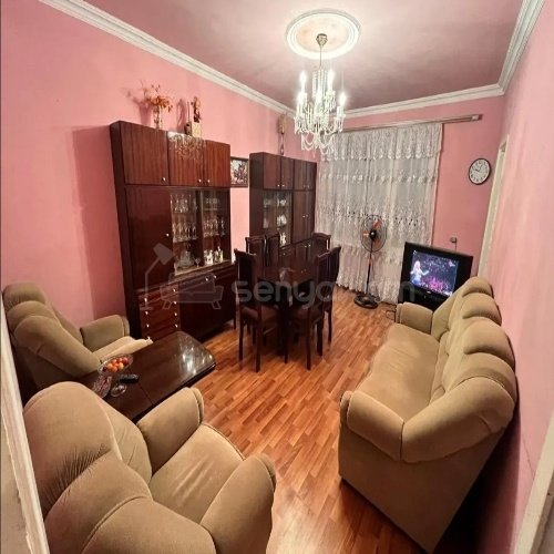 3 Սենյականոց Բնակարան Քարե Շենքում, 74քմ, 4/5 հարկ, Կոսմետիկ Վերանորոգված, Կահավորված, Արևկող
