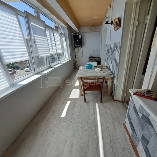 3 Սենյականոց Բնակարան Քարե Շենքում, 74քմ, 4/5 հարկ, Կոսմետիկ Վերանորոգված, Կահավորված, Արևկող