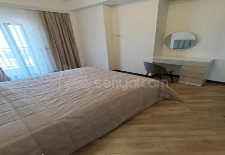 3 Սենյականոց Բնակարան Նորակառույցում, 95քմ, 11/17 հարկ, Կապիտալ Վերանորոգված, Կահավորված, Արևկող