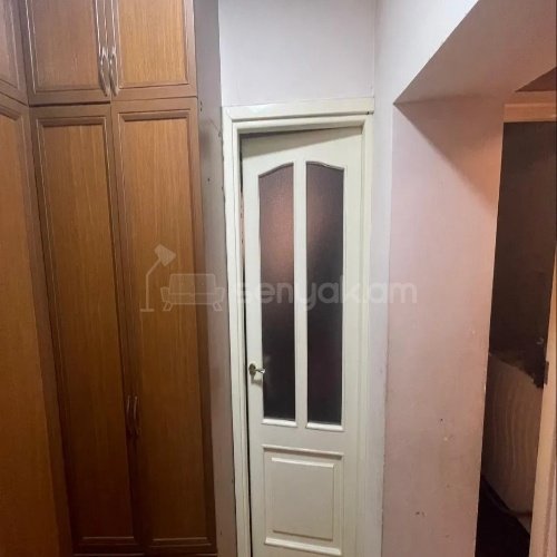 3 Սենյականոց Բնակարան Քարե Շենքում, 70քմ, 4/5 հարկ, Կոսմետիկ Վերանորոգված