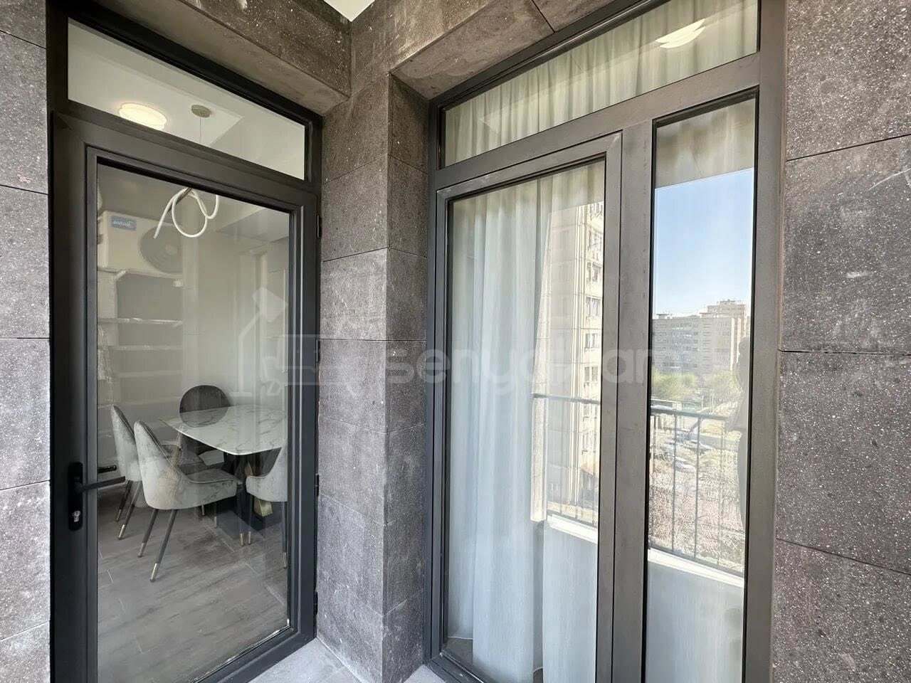 2 Սենյականոց Բնակարան Նորակառույցում, 52քմ, 5/16 հարկ, Կապիտալ Վերանորոգված