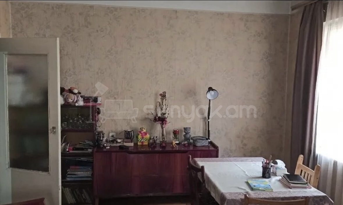 1 Սենյականոց Բնակարան, 54քմ, 1/9 հարկ, Կոսմետիկ Վերանորոգված