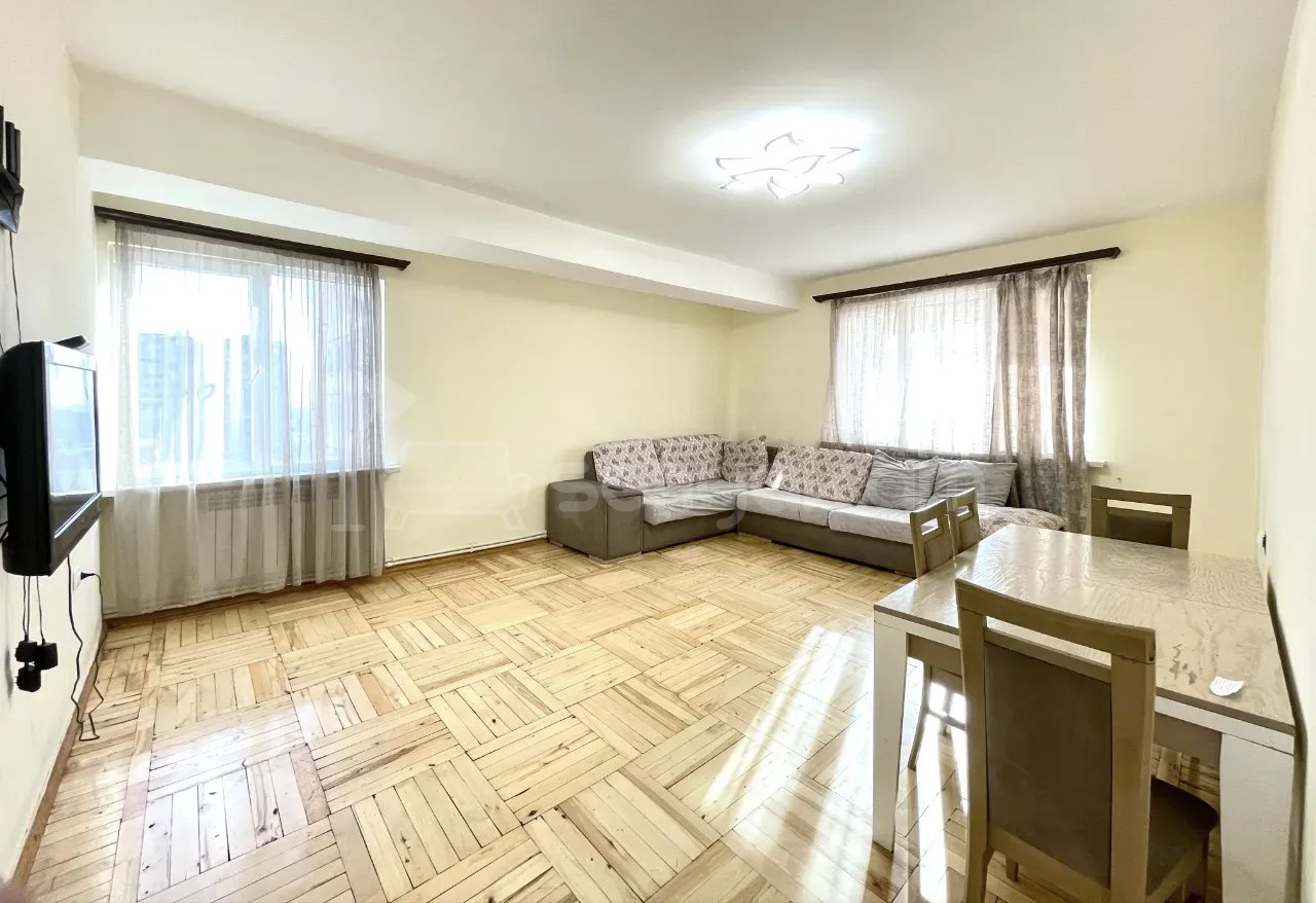 3 Սենյականոց Բնակարան, 77քմ, 4/9 հարկ, Կապիտալ Վերանորոգված, Կահավորված, Արևկող