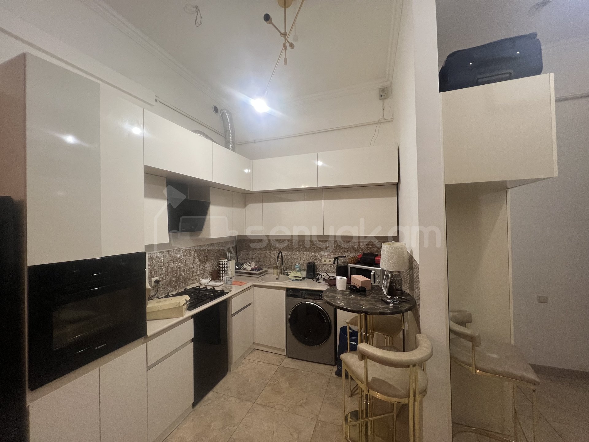 3 Սենյականոց Բնակարան Նորակառույցում, 72քմ, 2/12 հարկ, Դիզայներական Վերանորոգված, Կահավորված