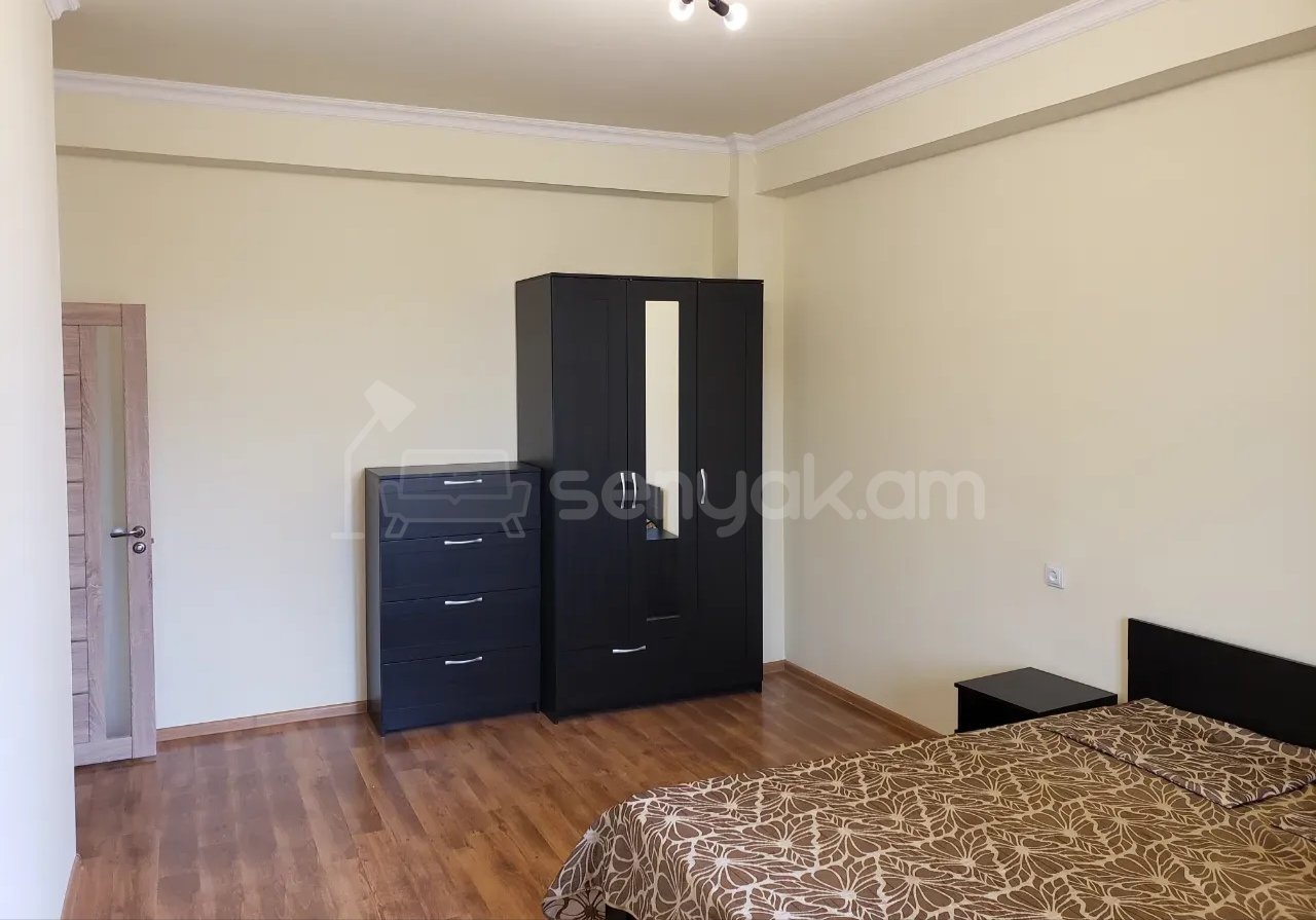 4 Սենյականոց Բնակարան Նորակառույցում, 130քմ, 6/13 հարկ, Դիզայներական Վերանորոգված, Կահավորված, Արևկող