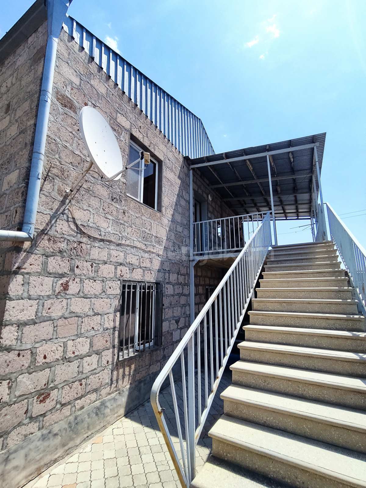 8 Սենյականոց Սեփական Տուն, 330քմ, Կապիտալ Վերանորոգված